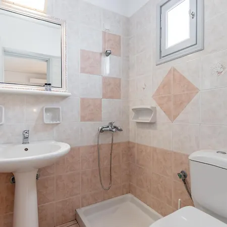 Golden Bay 3* Agios Prokopios (Naxos)