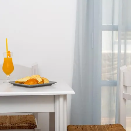 Golden Bay Agios Prokopios (Naxos)