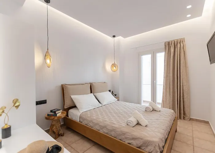 Aparthotel Golden Bay 3*