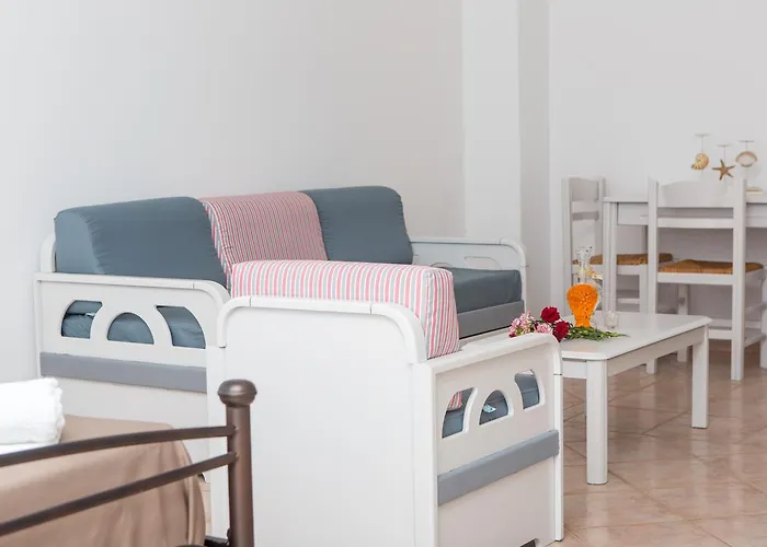 Golden Bay Aparthotel 3*