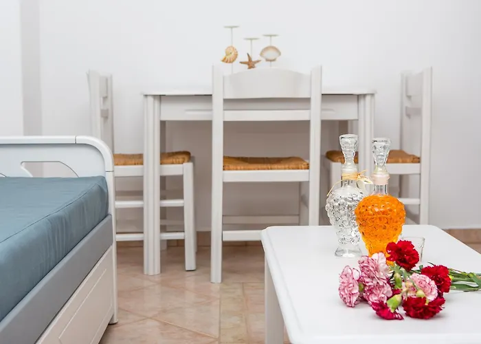 Golden Bay Aparthotel 3*