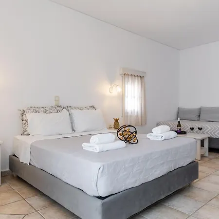Aparthotel Golden Bay 2*