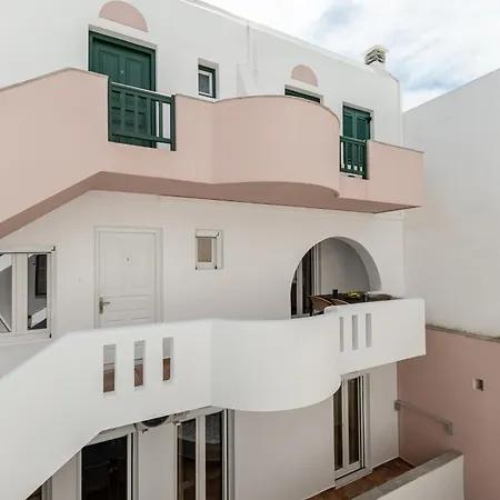 Golden Bay Aparthotel