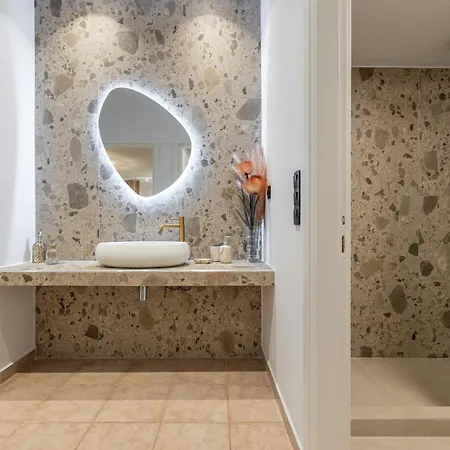 Golden Bay شقة فندقية 3*