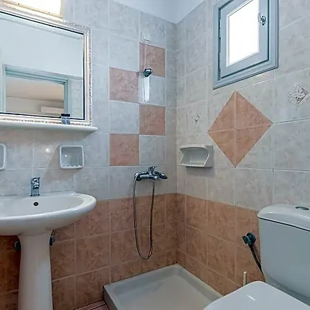 Aparthotel Golden Bay 3*