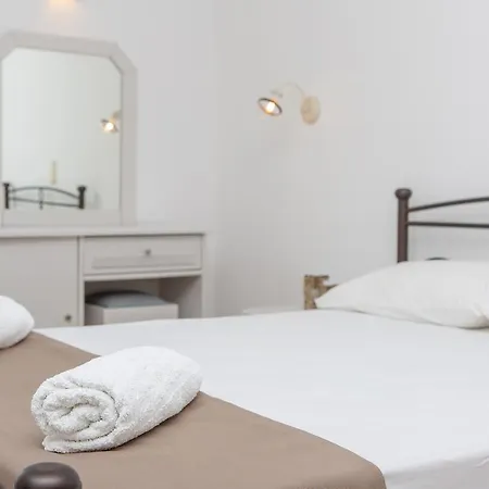 Golden Bay Aparthotel